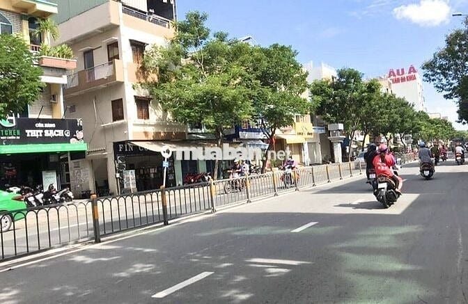 Ô tô vào đến nhà✨3,5 x 20m Chỉ 6,6 Tỷ✨Gần công viên BÌNH PHÚ