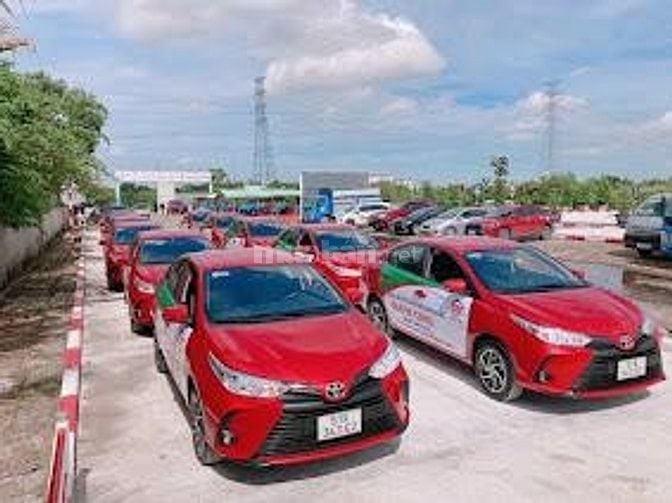 TRUNG TÂM ĐÀO TẠO VÀ SÁT HẠCH LÁI XE THÀNH CÔNG tuyển Giáo Viên