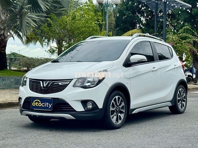 VinFast Fadil Plus 2022 - Màu trắng - 2v7km