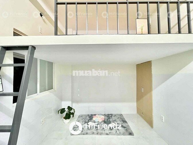 PHÒNG DUPLEX SẲN MÁY LẠNH GẦN ĐẠI HỌC VĂN HIẾN NGAY ĐẦM SEN qua Q10