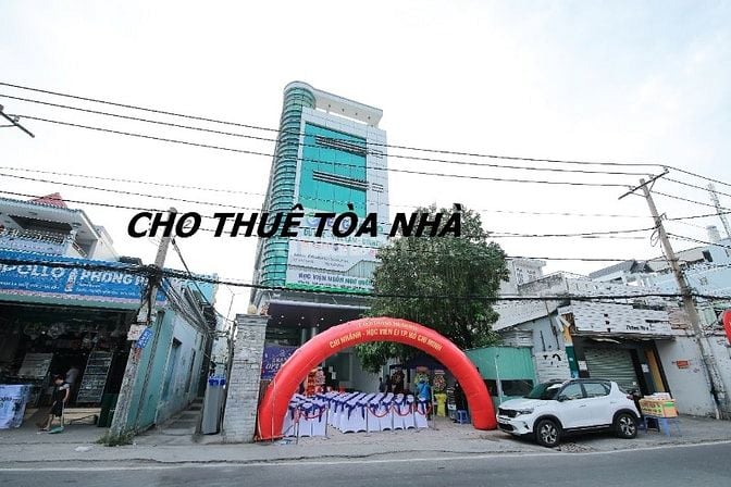 CHO THUÊ TÒA NHÀ VĂN PHÒNG TP THỦ ĐỨC - 7 LẦU - 1500M2  - GIÁ 200TR