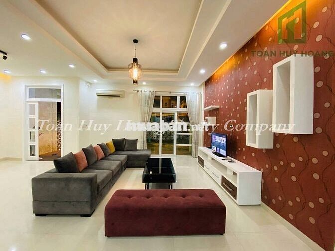 Biệt thự cao cấp cho thuê tại Phúc Lộc Viên - V0481