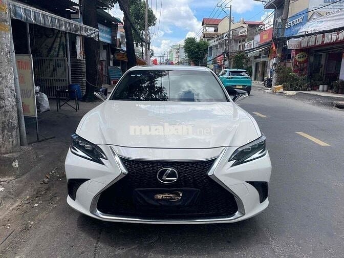Lexus ES 2*** km