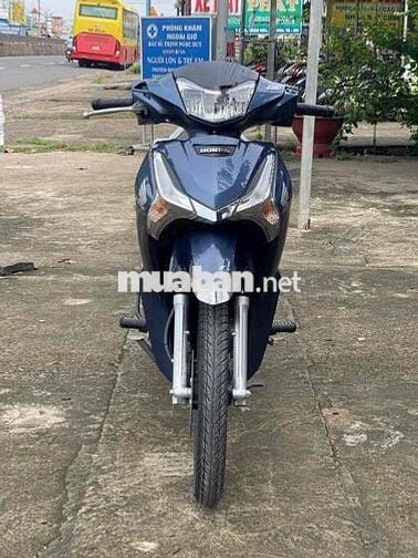 xe đẹp đi bền tiết kiệm xăng. c xe như mới.