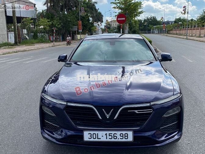 VinFast Lux A 2.0 Premium - Xe Cá Nhân