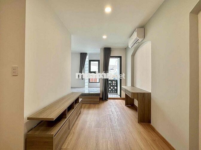 Căn Hộ 1PN Ban Công, Full NT Mới 100% Gần Ngã 6 Cộng Hoà - Quận 5