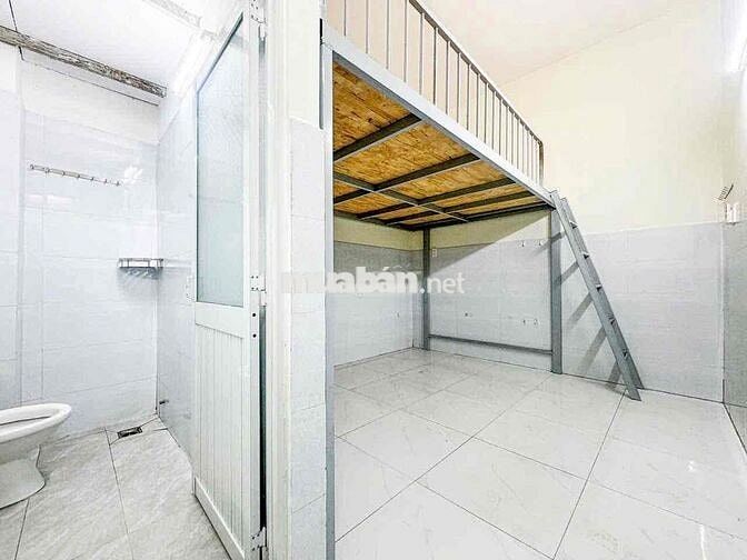 Có Gác + 20m2+ đường Linh Trung