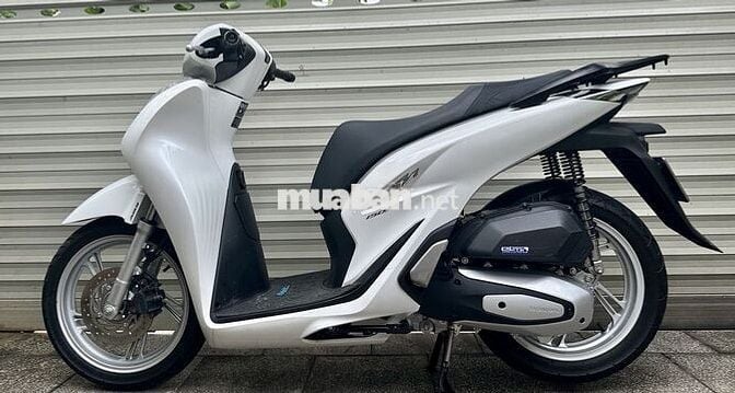 Để lâu không đi cần bán sh150i ABS