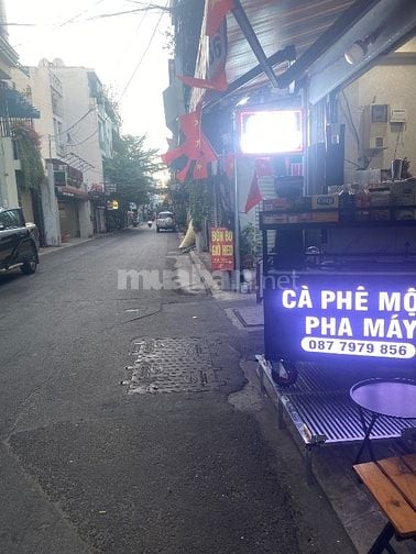 Sang lại mặt bằng kinh doanh, căn góc 2 mặt tiền