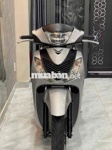 - Honda SH 150i Thắng ABS . Cuối 2017 .Lên Full SH