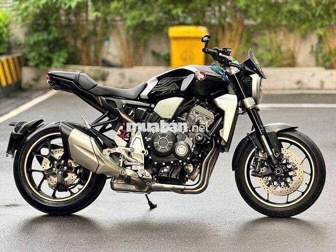 Mạnh Hà Motor bán Honda CB1000R 2020 HN siêu đẹp