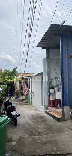 Cho thuê nhà Bình quới 56m2 có gác 20m2 vừa sơn sửa xong, giá rẻ 