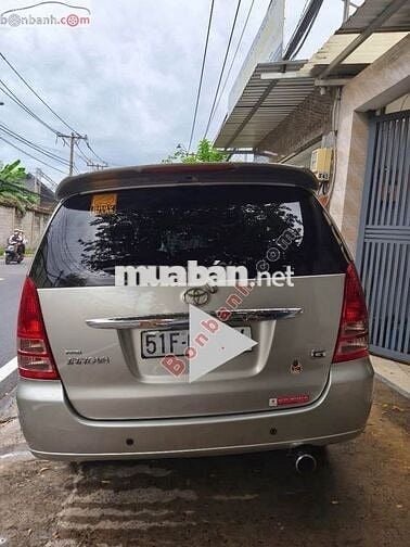 Toyota Innova G 2008 màu ghi bền bỉ
