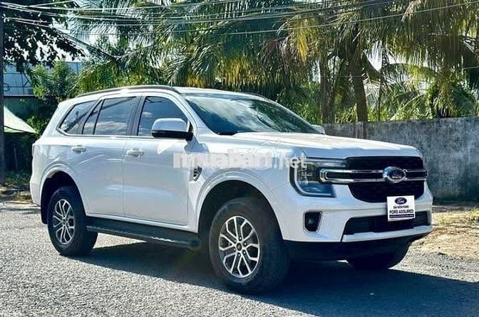Ford Everest AT 4x2_ nhập khẩu Thái Lan 2023