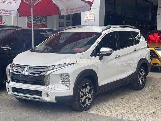 Mitsubishi Xpander Cross 2021 AT - 2000 km