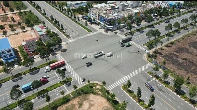 kẹt vốn bán gấp lô đất mặt tiền đường vành đai 4 150m2 ODT 