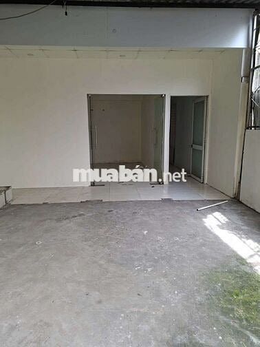 Cho thuê nhà 5 ×20 cấp 4 2pn 1wc  5,5tr
