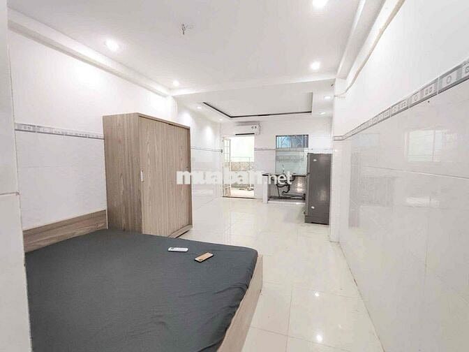 GẦN VÒNG XOAY LÊ ĐẠI HÀNH - NGAY TRỆT - GIÁ RẺ