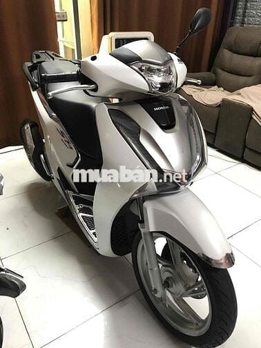 SH 2019 , đăng ký 2021 màu trắng camay khoá smacke
