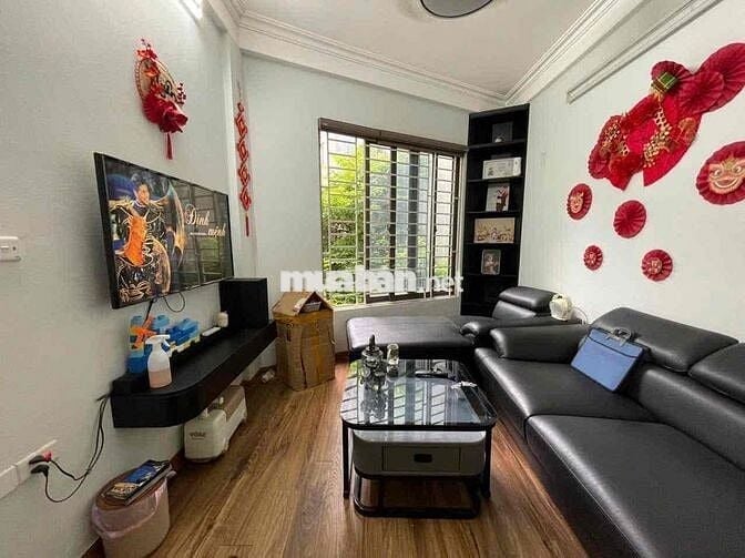 Nhà đẹp Khương Trung 30m² x 4T – Thoáng trước rộng 2.5m – Giá 6.25 tỷ