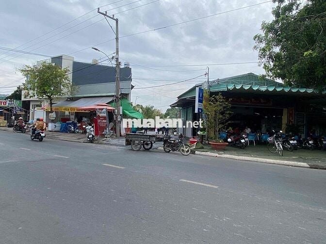 BÁN NỀN ĐƯỜNG NHÁNH UNG VĂN KHIÊM