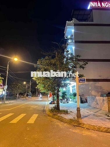 LAKESIDE TRUNG LẬP 18 DT 125m2 CHỈ 26 TRIỆU/M2