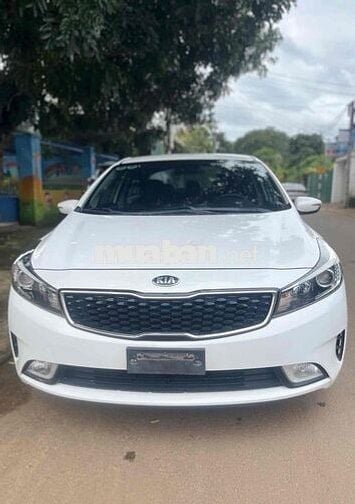 Kia Cerato 2016 1.6 MT