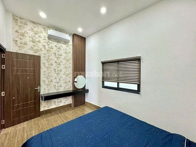 CHDV thu nhập 30 tr, đường 10 m Thị trấn Nhà bè. Hon 7 tỷ.
