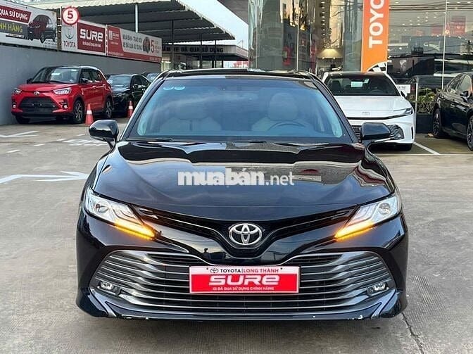 Bán Camry 2.5Q 2021- 1 chủ, biển VIP xe giữ kĩ
