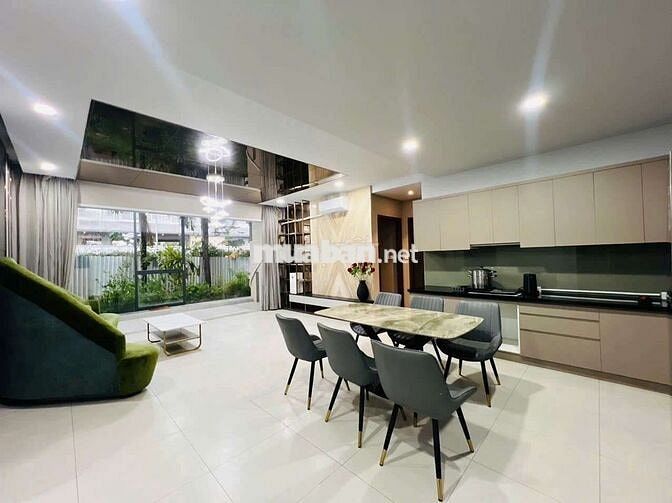 Nhà Sân Vườn Full Nội Thất 3PN 200m2 KDC Hoàng Quốc Việt Quận 7