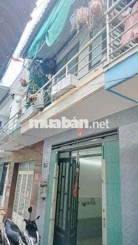 Chủ muốn bán căn nhà 1 trệt 1 lầu gần bến xe Q8-Bình Hưng. 32m2/1ty80