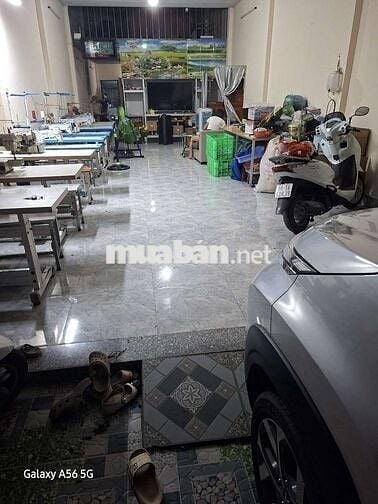 Về quê cần sang lại tổ hợp may