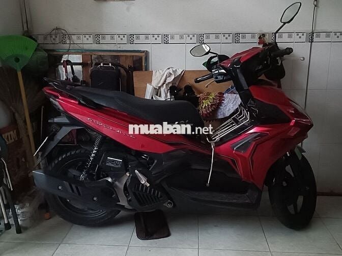 Bán xe AB 2020 màu đỏ
