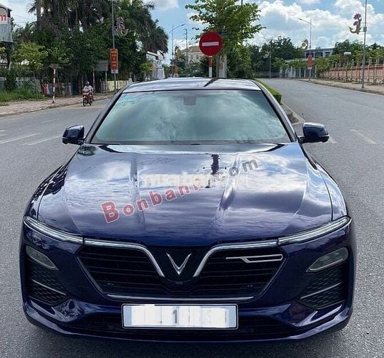 VinFast Lux A 2.0 Premium 2.0 AT 2021
