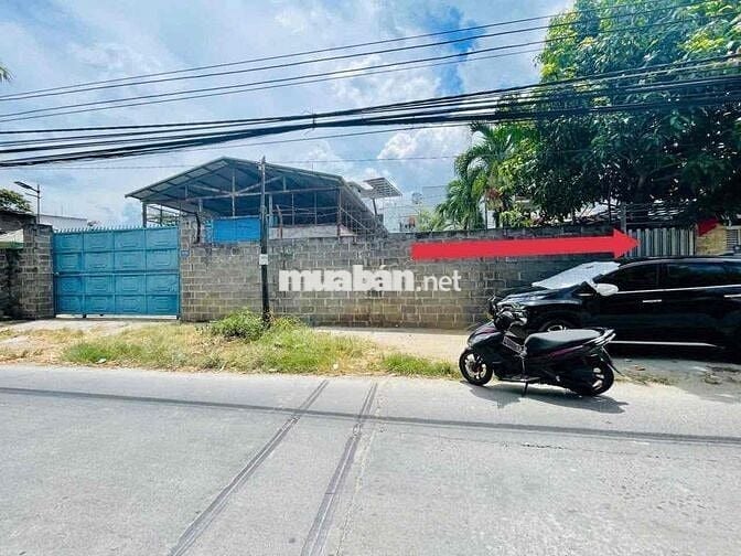 Cần bán lô đất mặt tiền đường Xóm Chiếu Vĩnh Ngọc tp Nha Trang Giá 2.7