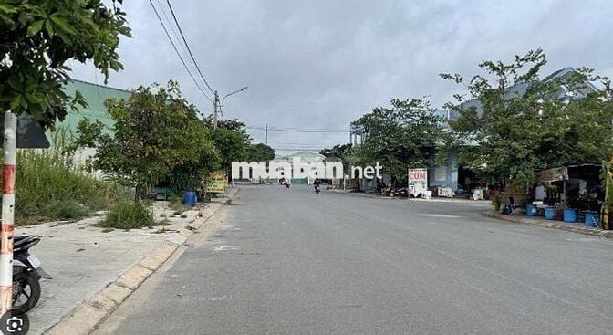 Chính chủ bán đất KDC Xuyên Á _ Long An _ 80m2 _ 2Tỷ _ Bao sang tên