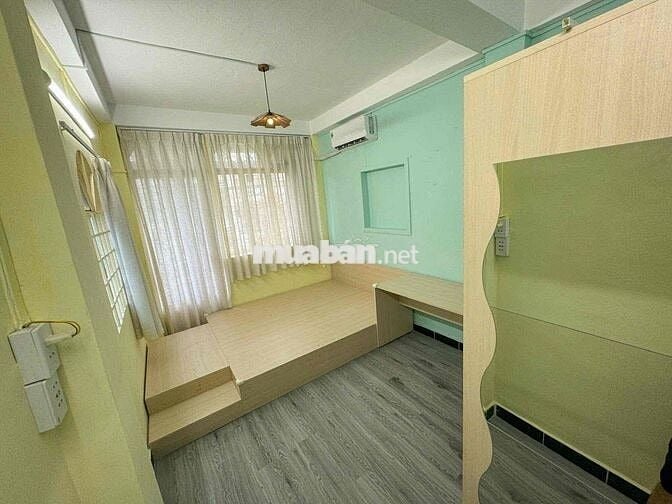 Cho thuê phòng studio ban công siêu đẹp như hình q1