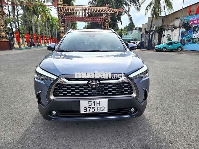 Cross model 2022.bản fulloption 1.8v. 1 đời chủ