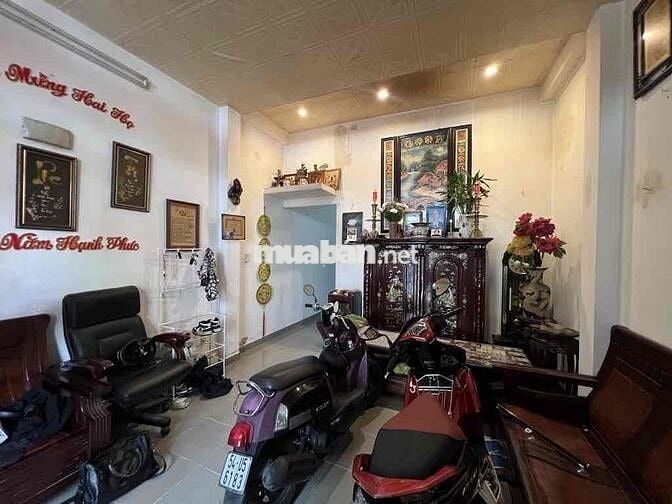 NHÀ GÒ VẤP  DIỆN TÍCH LỚN - 8 x 18m ĐƯỜNG SỐ 7 - F3