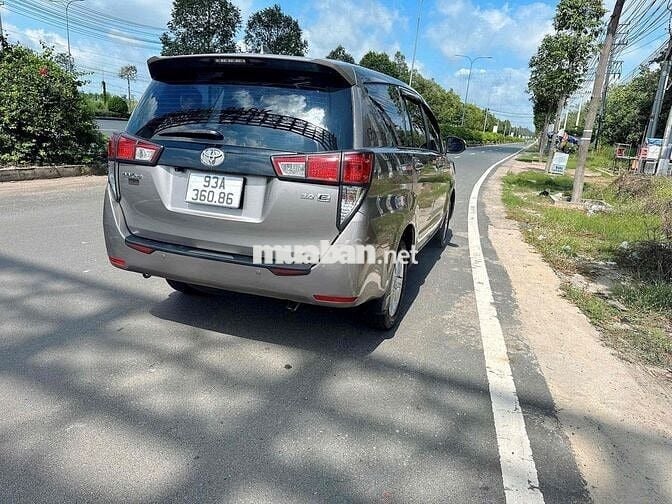 Toyota Innova 2018 2.0E - 10023 km