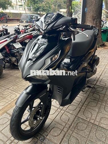 Ab 2022 Đen nham một chủ