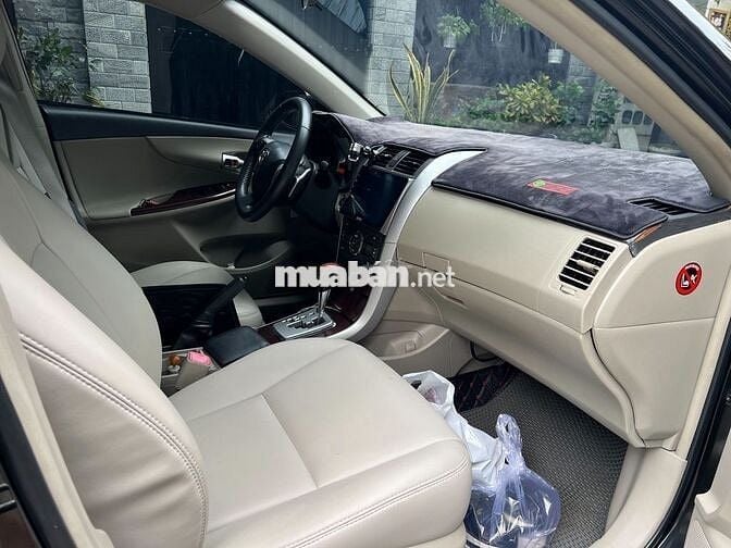 Toyota Corolla Altis 2012 2.0V - 90000 km
