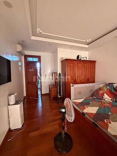 sỡ hữu căn nhà tâm huyết nội thất gỗ cao cấp. nhanh tay mới kịp