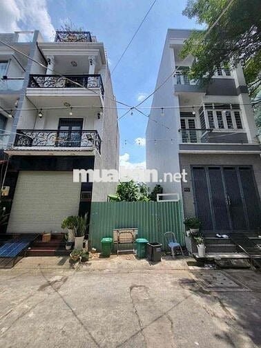 chính chủ kẹt tiền bán đất cạnh Vạn Phúc City, 53m2 SHR, thổ cư 100%,