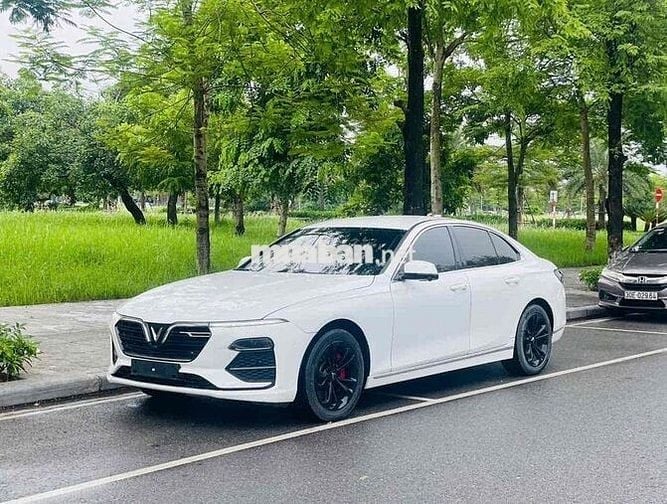 VinFast Lux A2.0 2021 Plus 2.0 AT - 23000 km