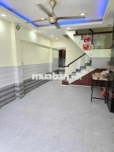 Cho thuê nhà hẻm xe hơi đường Bữu Đình P5 Q6