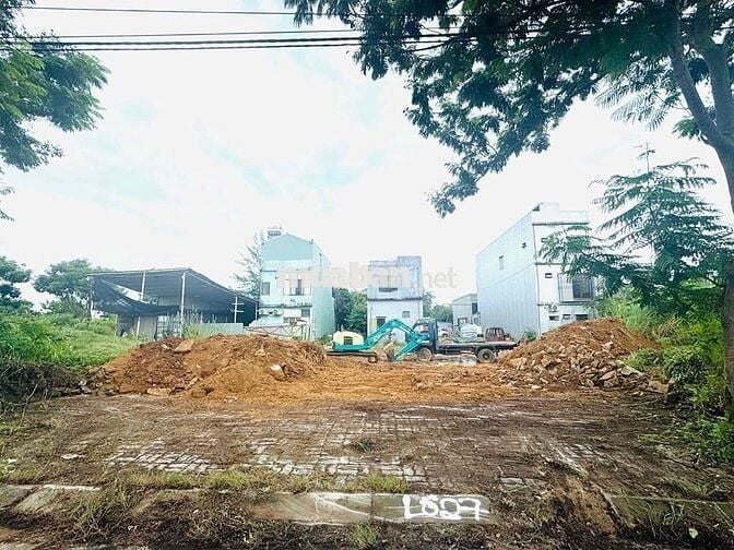 Bán lô đất đường Hoàng Hồi Khanh 7m5 - TĐC Bá Tùng