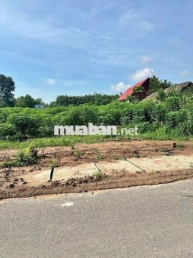 200m2 đất thổ cư ngay cổng KCN 1000ha, giá bể ngộp 390tr