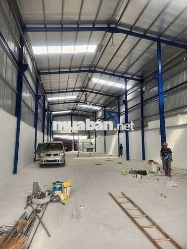 Cho thuê xưởng mới tinh đường xe cont