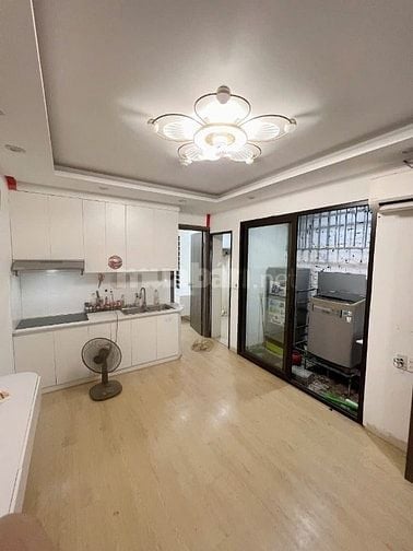 Cho thuê Căn hộ tầng 2 Chung cư mini số 31 ngõ 50 Võng Thị, Tây Hồ, HN